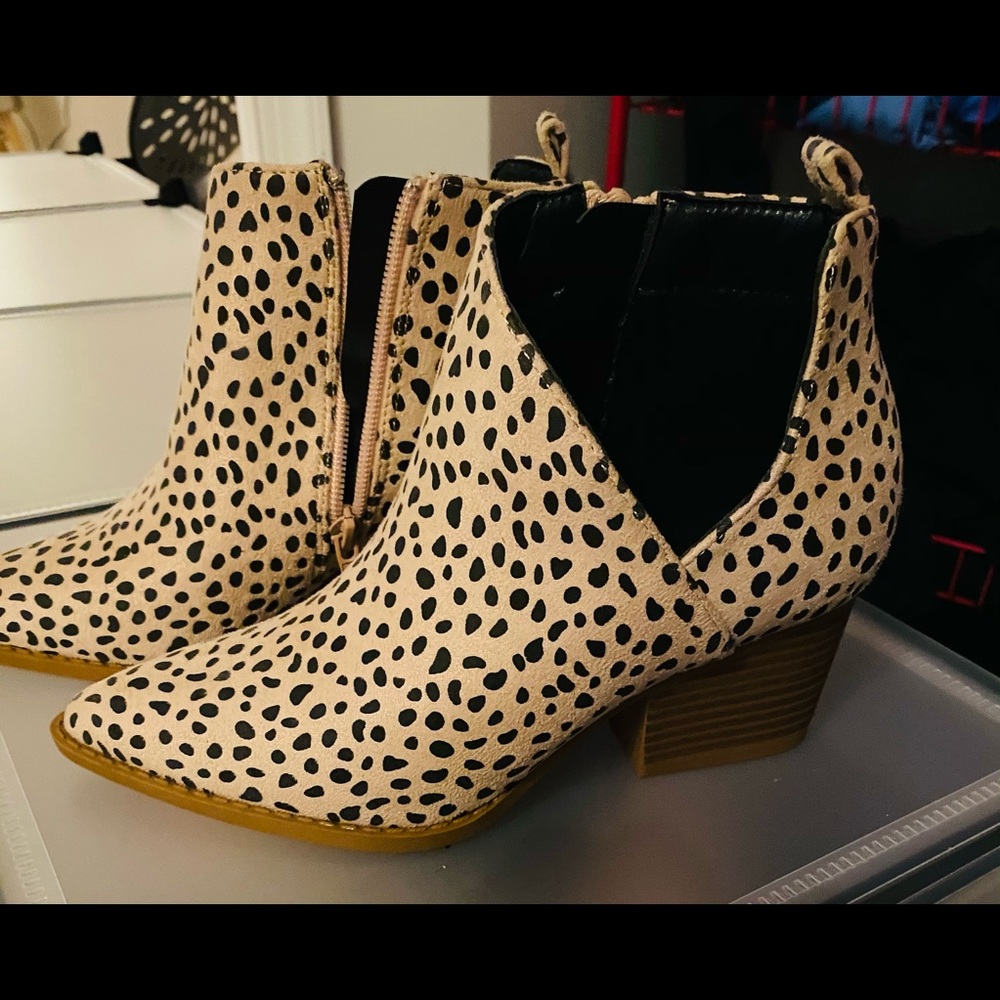 Booties - Picture 2 of 4